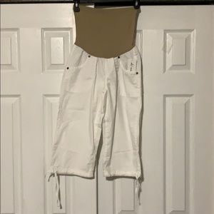 NWT Cargo Maternity Capris
